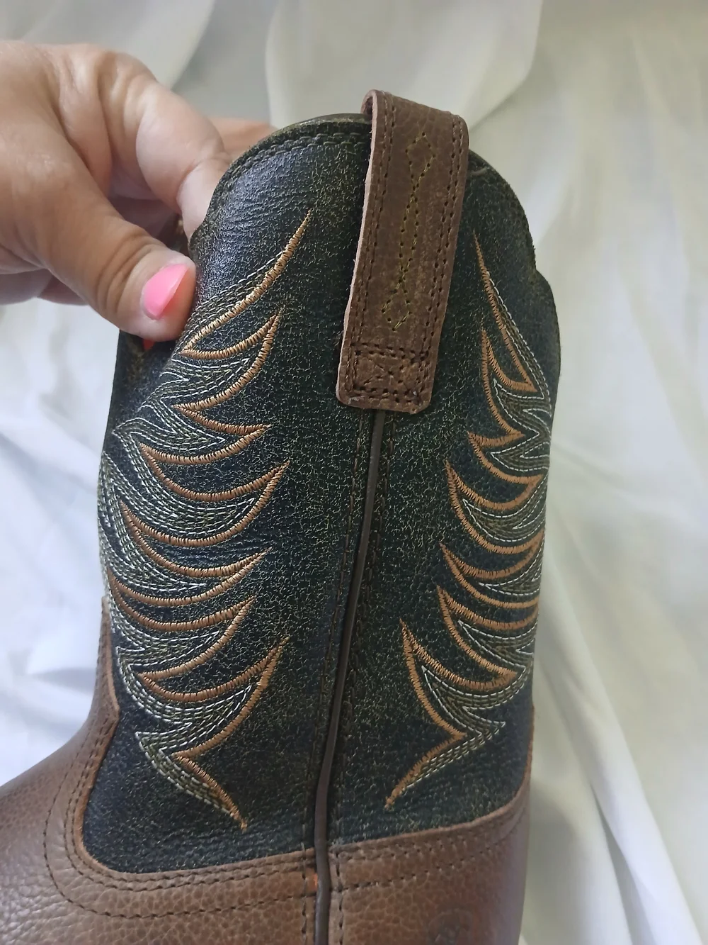 Ariat tombstone western